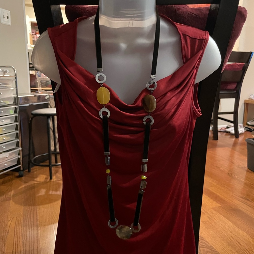 Red Top Worthington Black and Silver Necklace with Yellow Accents